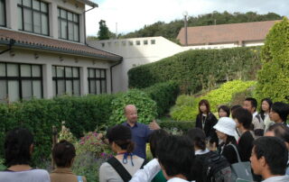 Outdoor lecture in Japan
